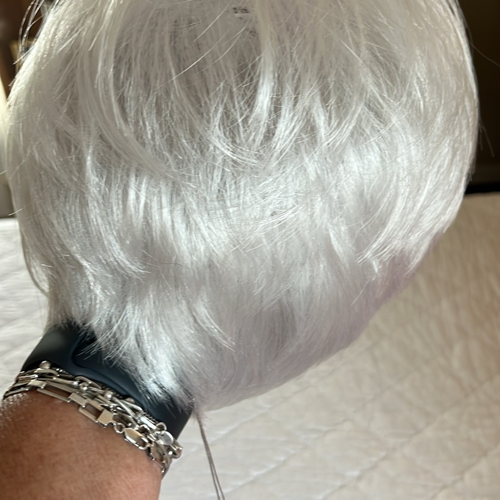 PAULA YOUNG WIG (HARLOW)
